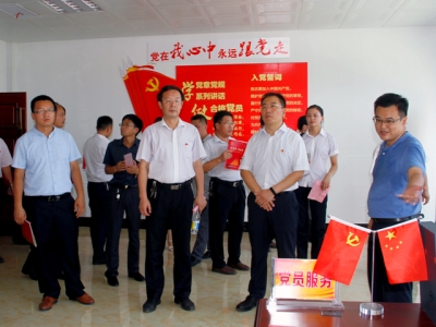 梁山县委常委、组织部部长王建一行莅临星空真人机械调研