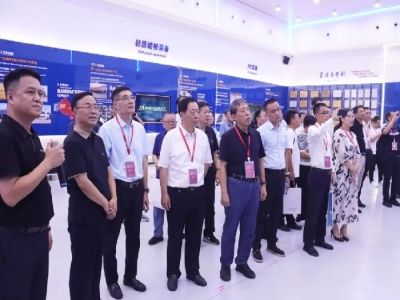 中国钢结构协会专家领导一行莅临星空真人机械参观交流